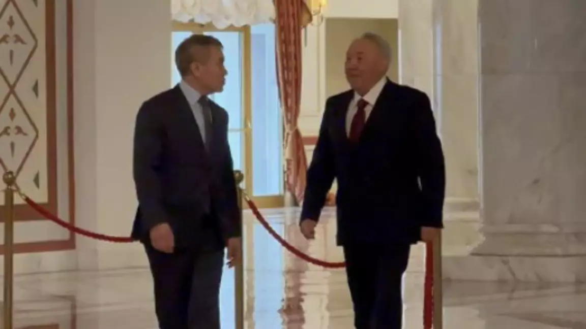 Назарбаев референдумда дауыс беруге келді