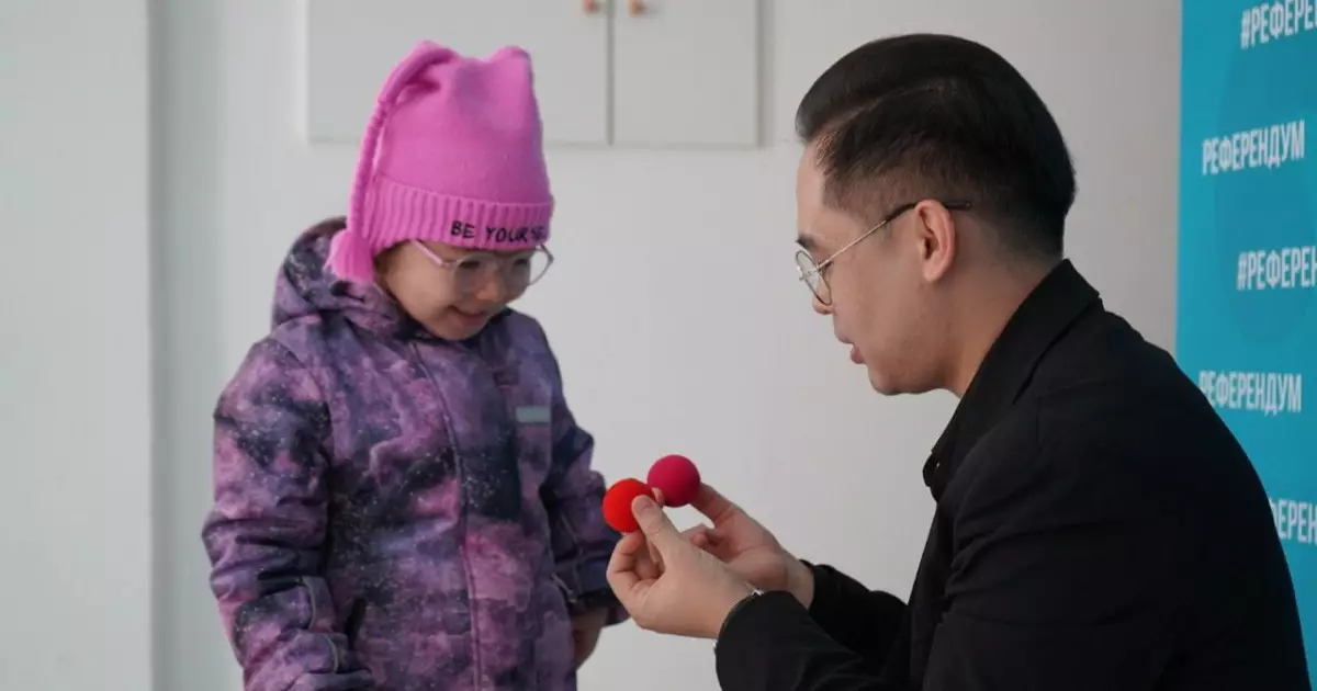  Қостанайда танымал сиқыршы сайлау учаскесінде шоу ұйымдастырды 