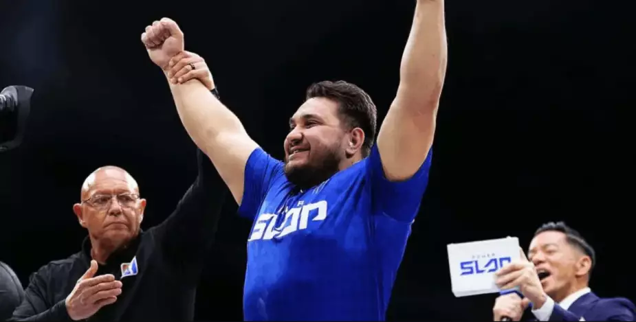 Силач из Казахстана совершил рывок в рейтинге промоушена Даны Уайта