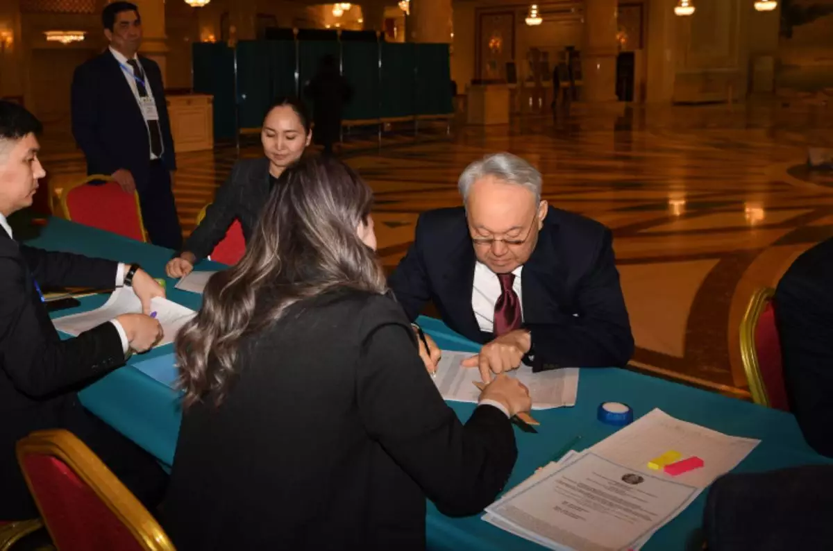 Назарбаев елдегі саяси реформаға пікір білдіріп, Тоқаевты ізбасары ретінде таңдағанына өкінбейтінін жеткізді