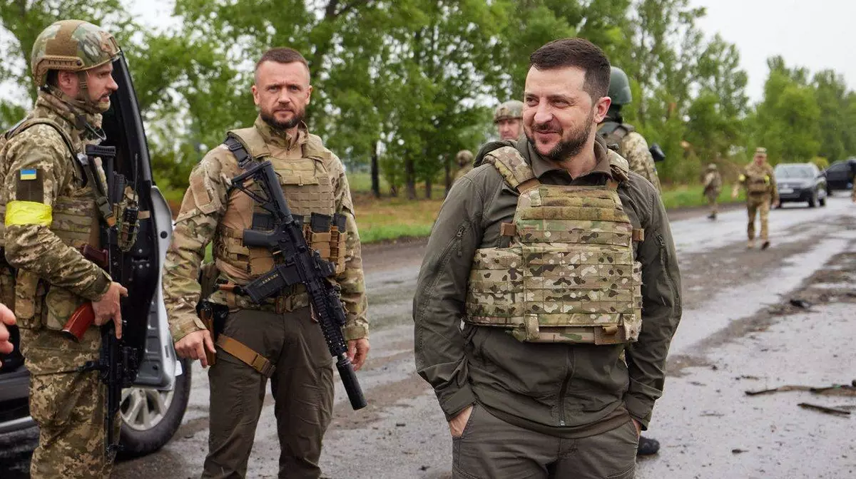 Зеленский поставил депутатам ультиматум: Рада или фронт