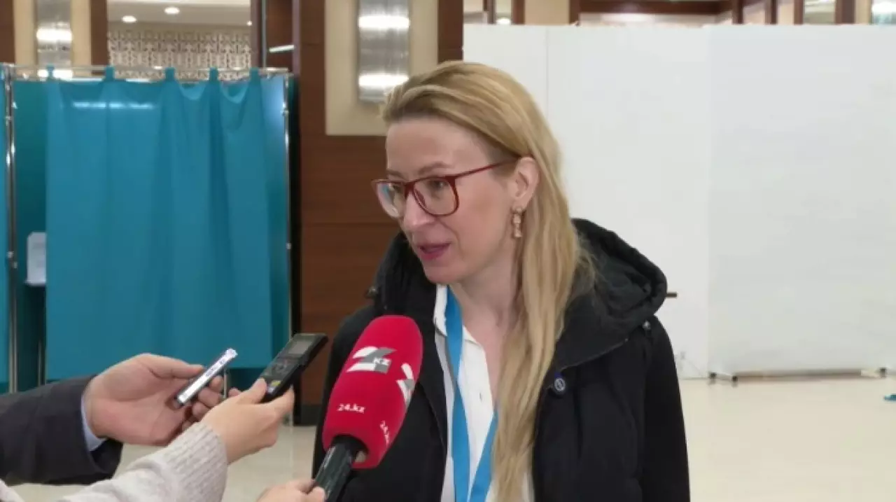 Международные наблюдатели отметили высокую активность голосующих на референдуме