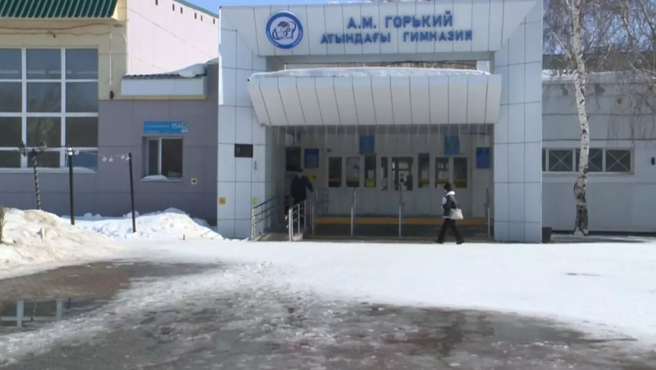 Қостанайда дауыс бергендер арасында сауалнама өтті