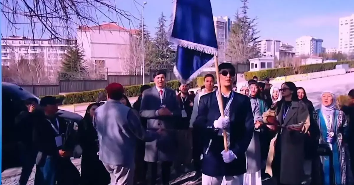  Түркиядағы студенттер референдумды қолдап, думандатып келді 