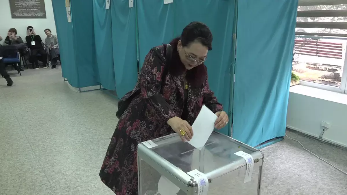 Жастардың референдумға белсенді қатысуы қуантады - Жанар Айжанова