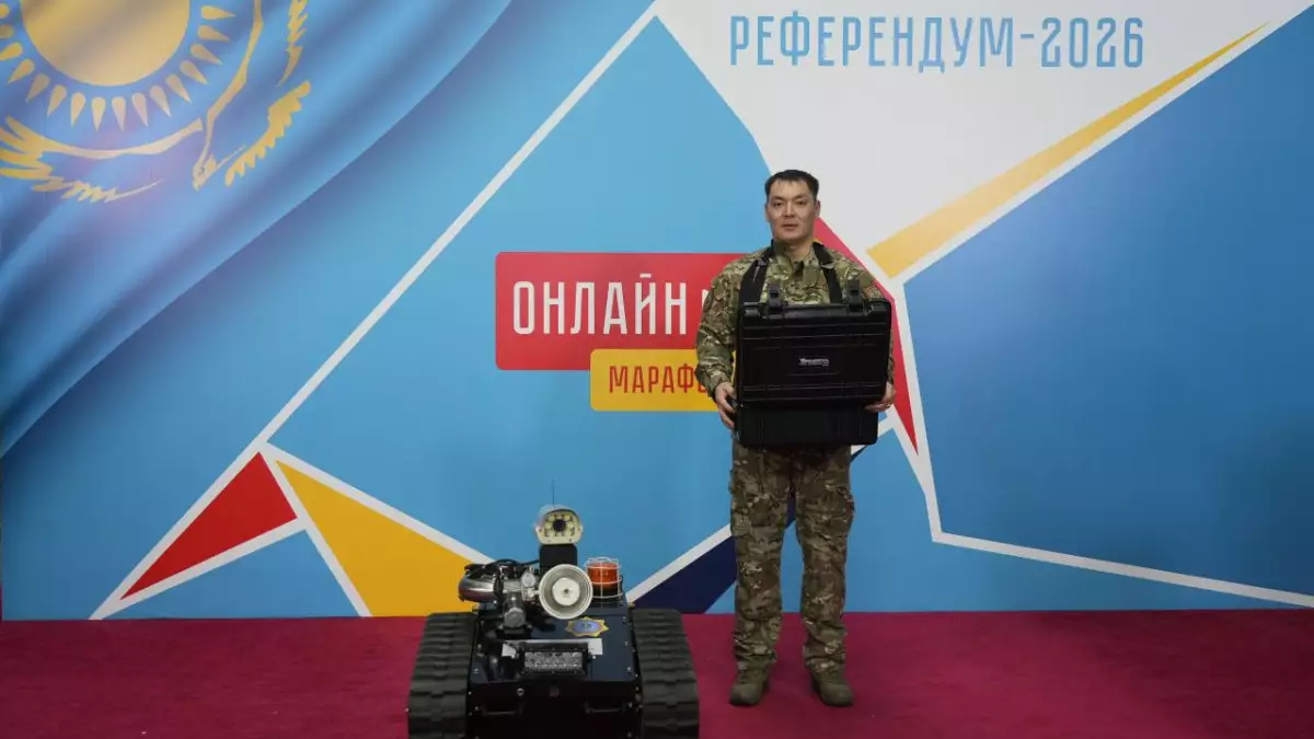 Қазақстан ТЖМ инновациялық робот-өрт сөндірушісін таныстырды