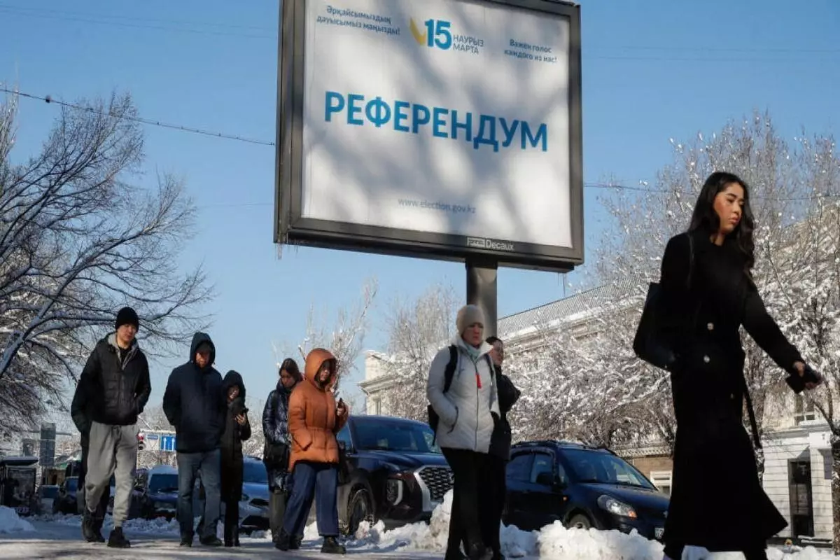 Казахстан проводит общенациональный референдум по новой конституции.