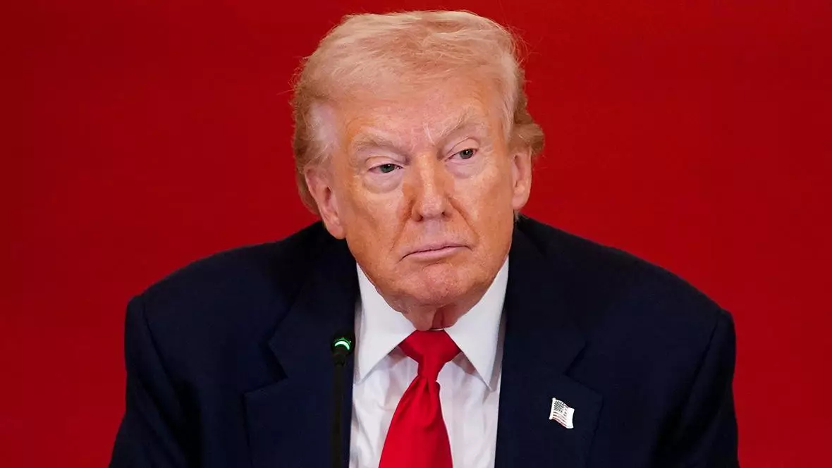 Трамп: Иран келіссөздер жүргізгісі келеді