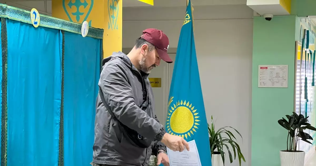 Казахстан проводит референдум об изменении Конституции.