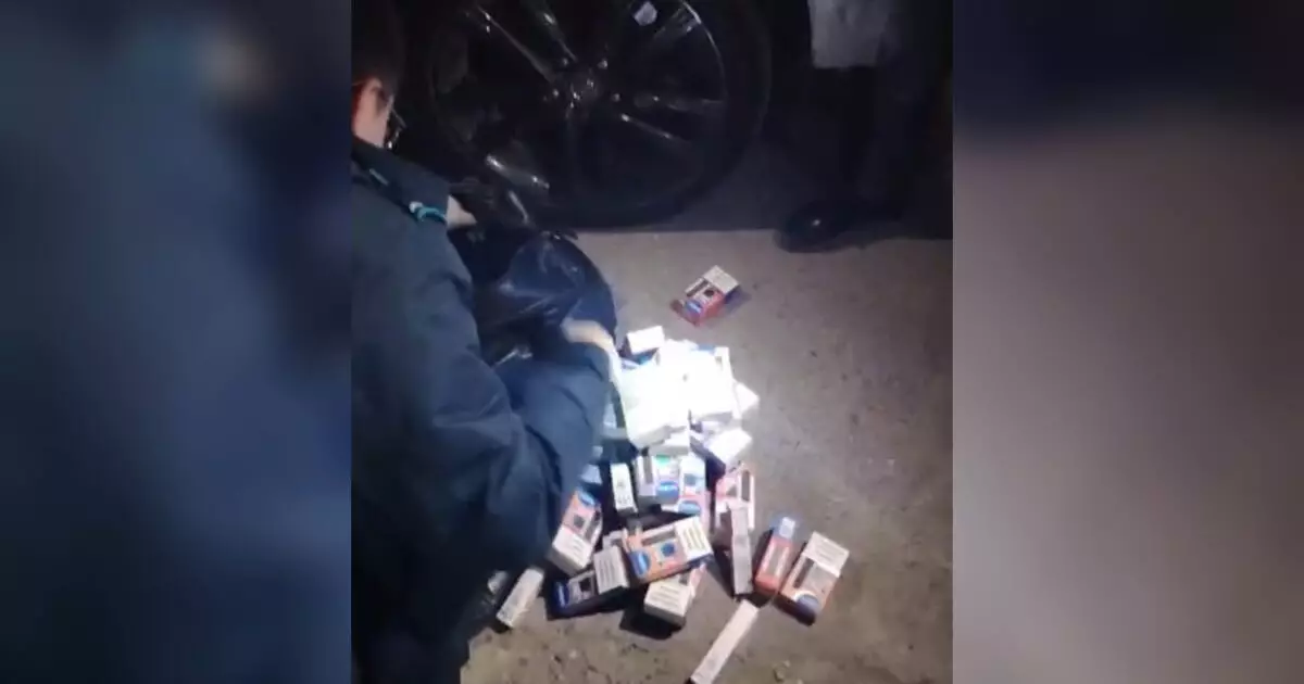  Шымкентте вейптерді заңсыз сатқан күдіктілер ұсталды 