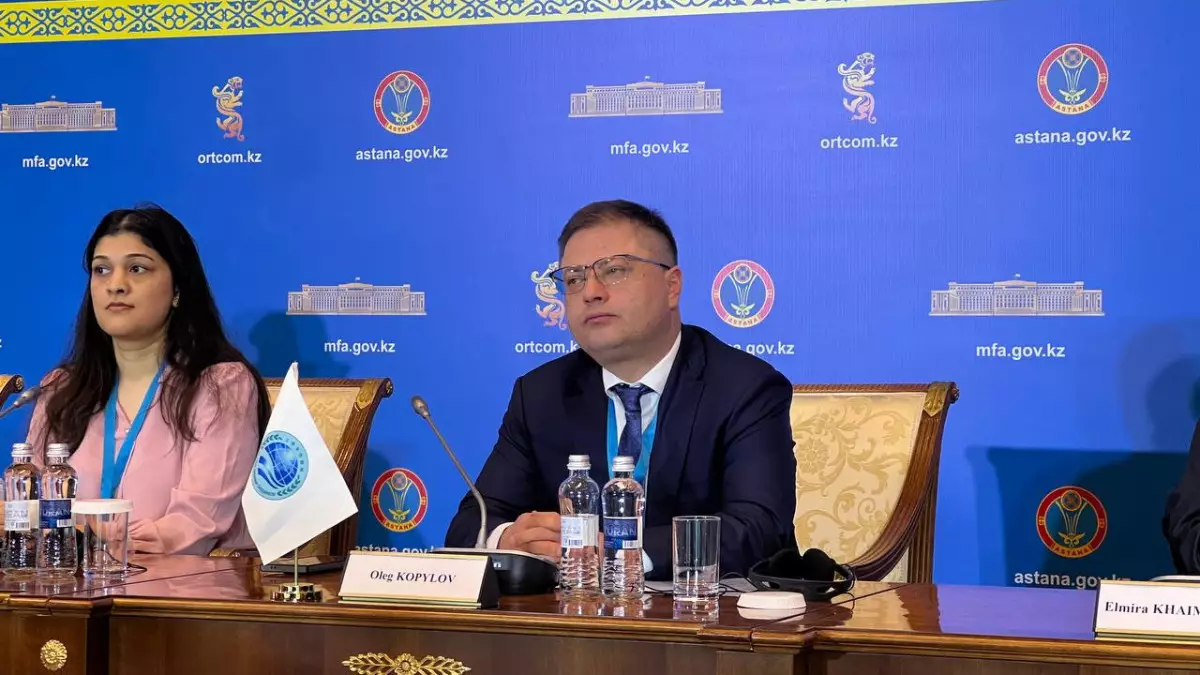 Миссия ШОС не выявила нарушений на референдуме в Казахстане