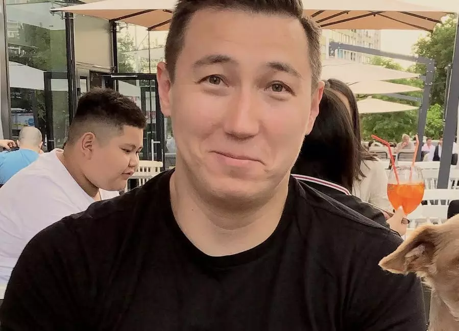 Танымал әнші Рахат Тұрлыханов ұсталды деген ақпарат тарады