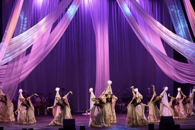 «Birlik» ансамблінің «Өмір – қазына» атты хореографиялық спектакль-концерті өтті