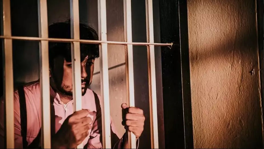 Облил бензином и поджег: суд вынес приговор жителю Костанайской области