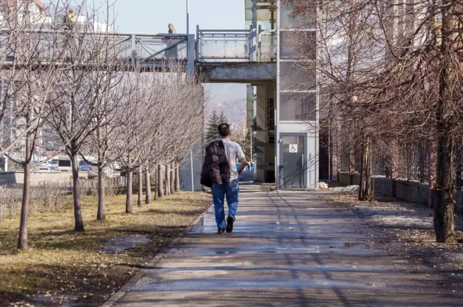 Алда күн жылына ма?