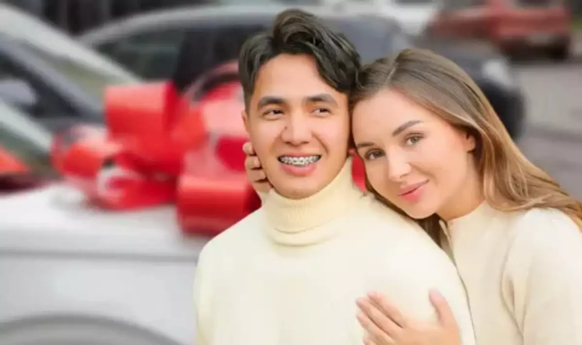 Блогер Жанәбіловтер автокөлік ұтыстары арқылы бірнеше миллион теңге табыс тапқан