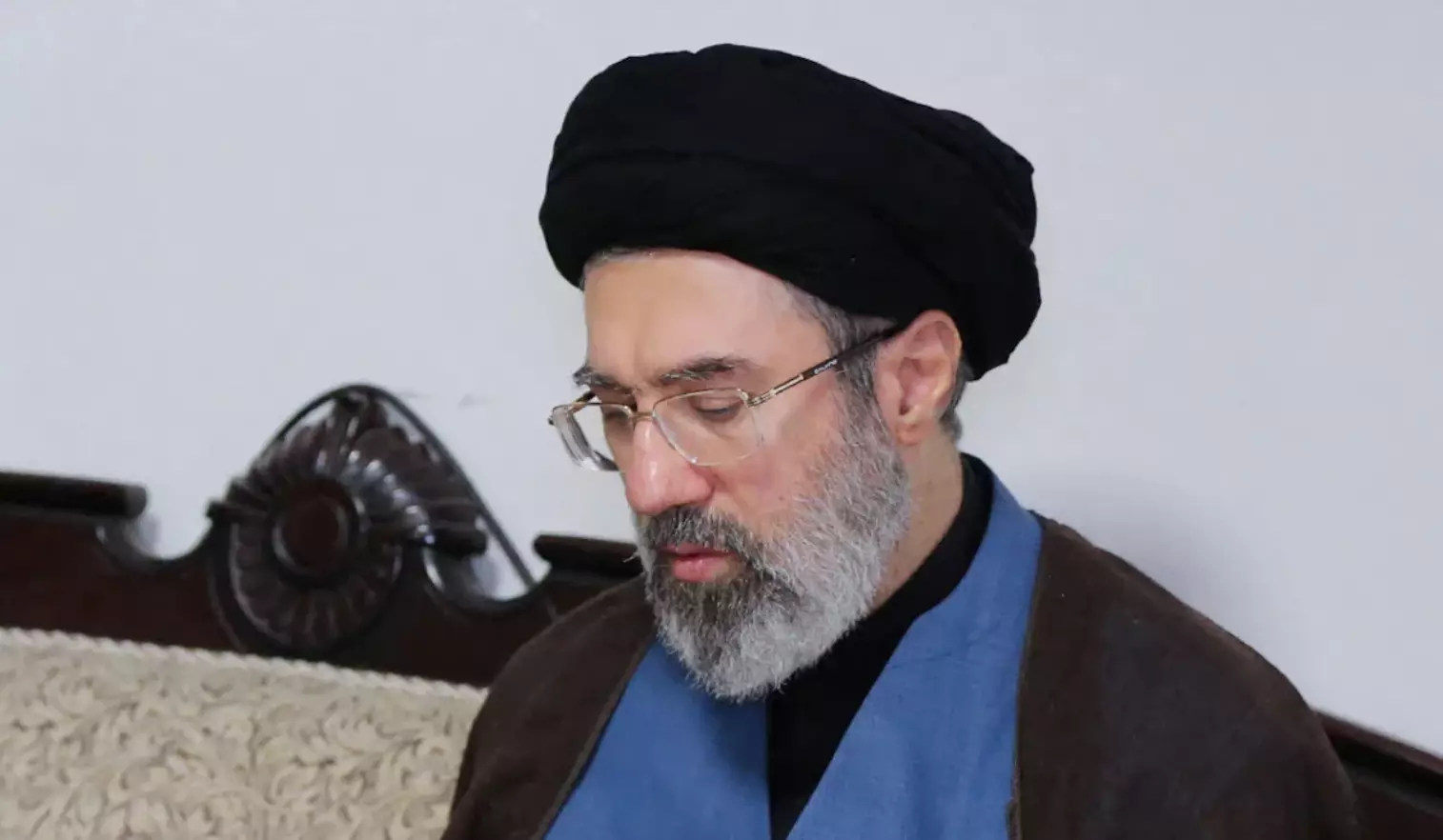 Моджтаба Хаменеи жарақатынан кейін Ресейге жасырын жеткізілген – БАҚ