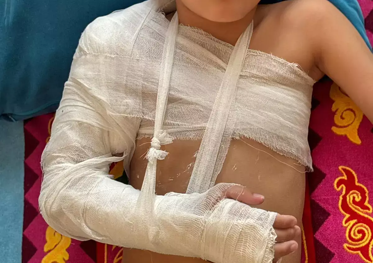 ЧП на игровой площадке в Актау: что известно о состоянии пострадавшего мальчика - новости на Lada.kz 16.03.2026