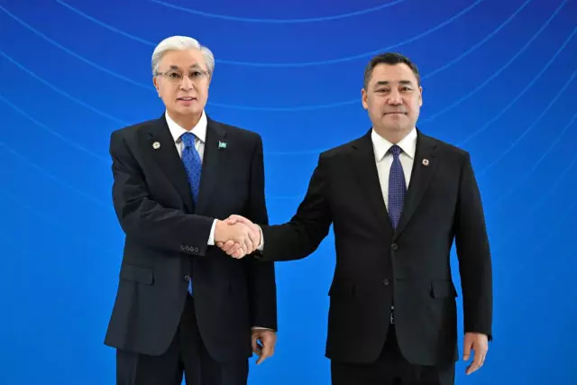 Тоқаев Жапаровпен телефон арқылы сөйлесті