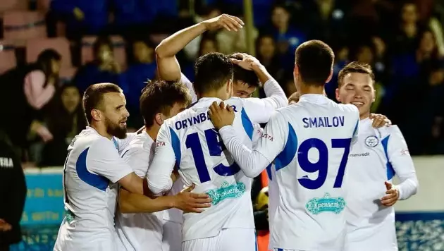 Двумя голами и удалением завершился матч "Иртыш "- "Атырау" в КПЛ-2026