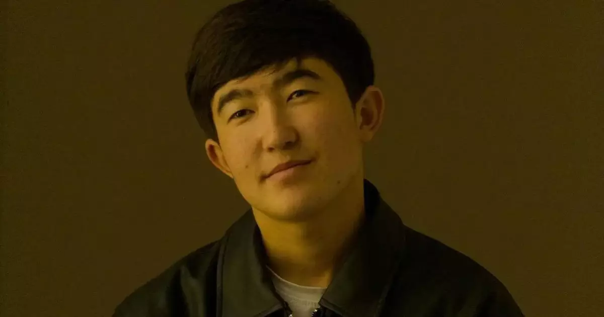  `Орныңды таппай жүрсің`: Қойшы бала ағасына ән арнады (ВИДЕО) 