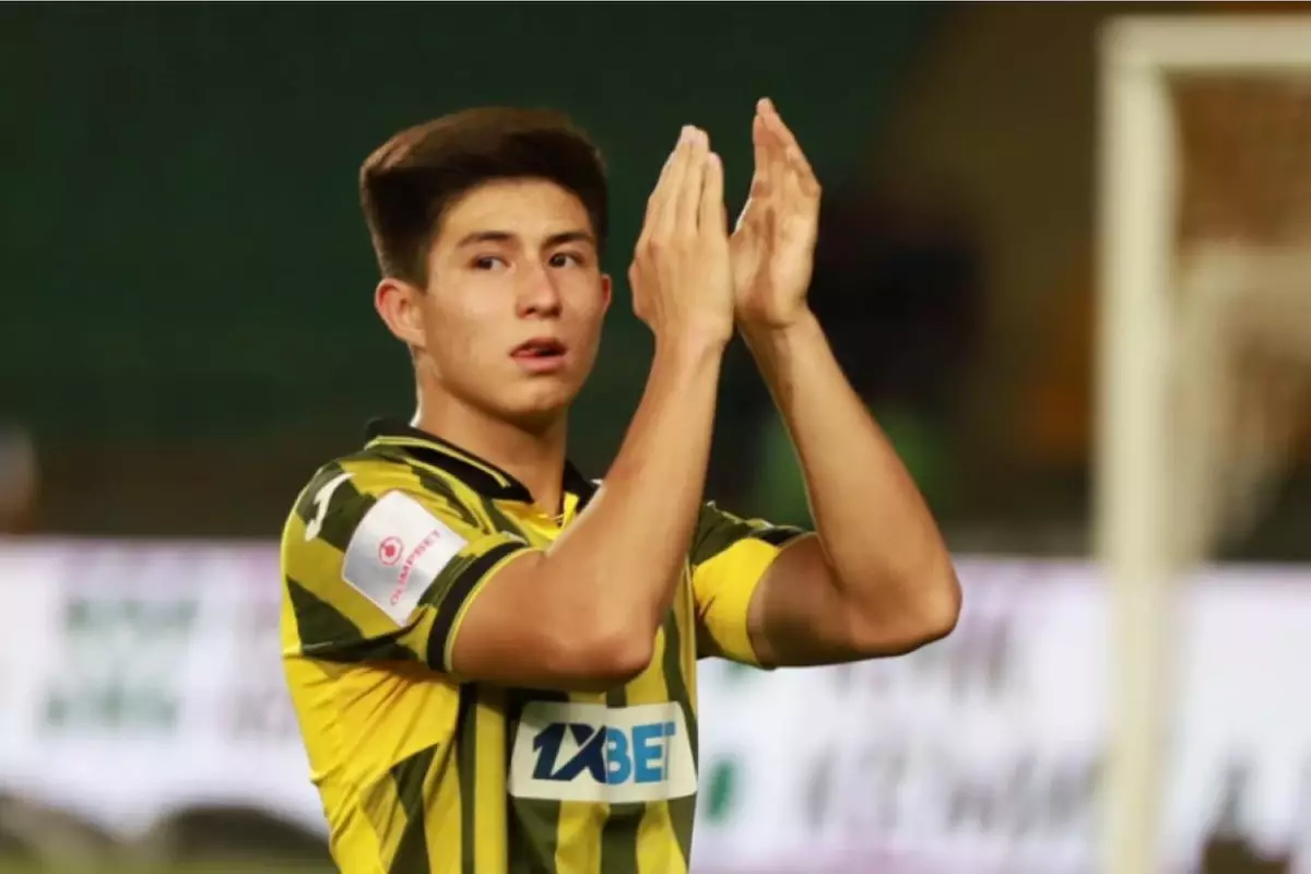 Атақты Луиш Нани де "Ақтөбеге" көмектесе алмады: Дастан Сәтпаев "Қайратқа" жеңіс сыйлады