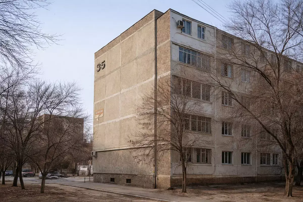 В Актау из окна квартиры выпала женщина - новости на Lada.kz 16.03.2026