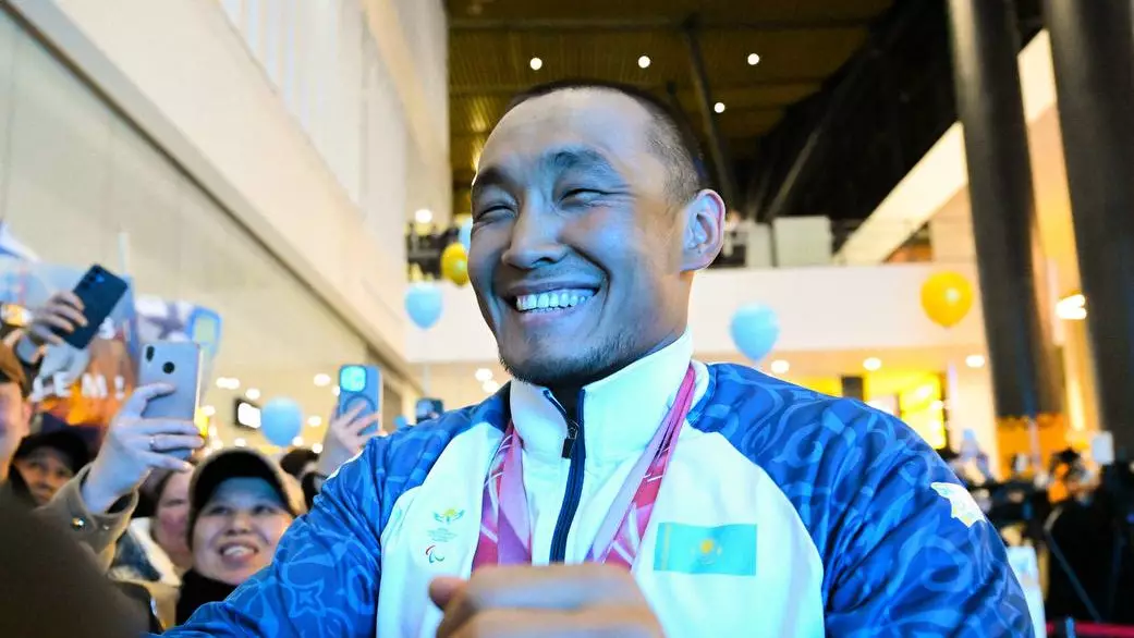 Историческая победа: Ербола Хамитова встретили в аэропорту Астаны