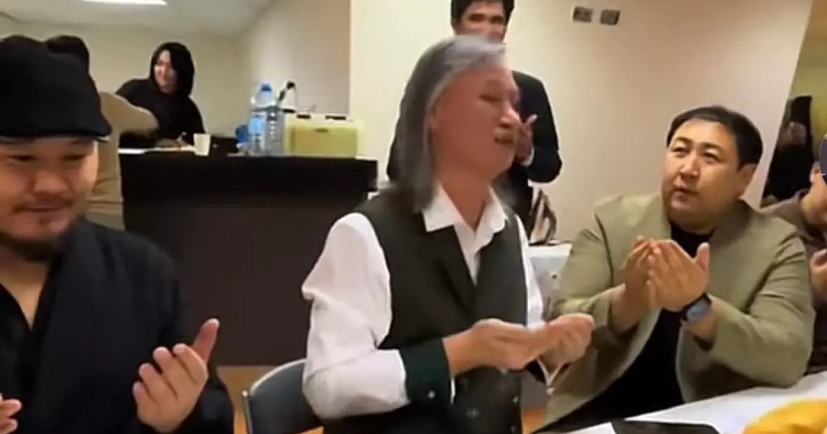  Ұлықпан Жолдасовтың ауызашардағы әрекеті жұртқа жақпай қалды 