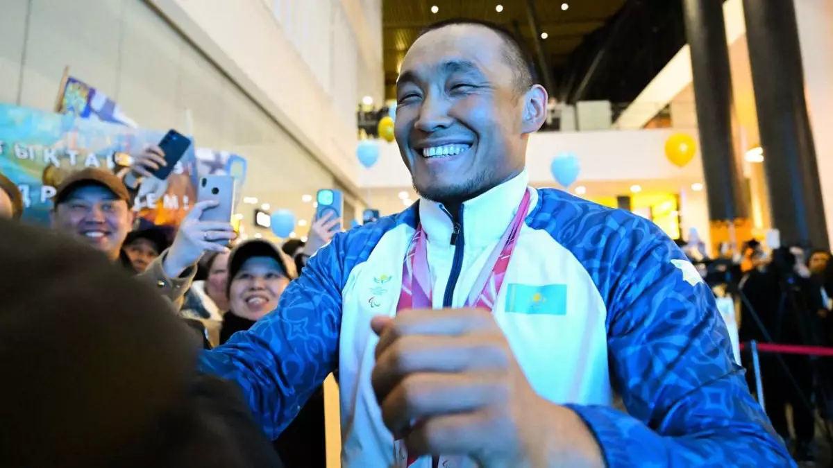  Паралимпиада ойындарының чемпионы Ербол Хамитов елге оралды  