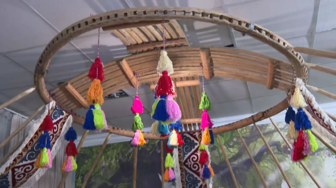 Елімізде түрлі ұлт өкілдері бір шаңырақ астында өмір сүріп келеді