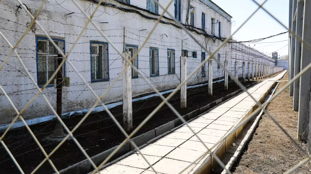30 мың адам ескі түрмеде отыр: Сотталғандарға қандай жағдай жасалады?