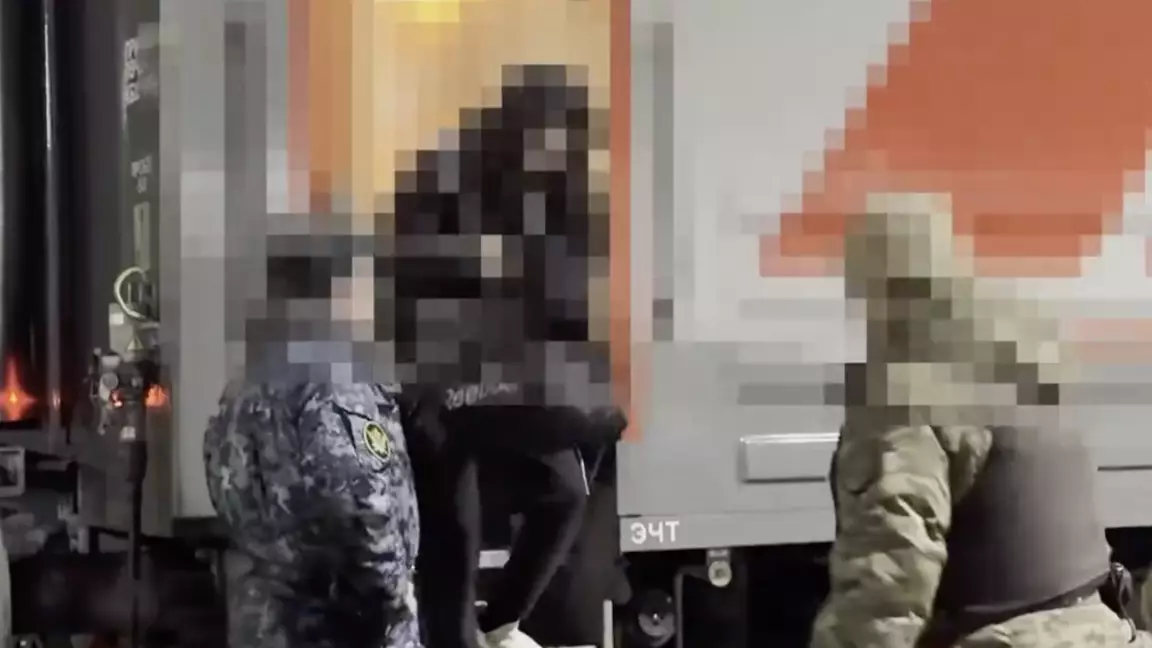 Ұйымдасқан қылмыстық топ құрамында болған күдікті Ресейден экстрадицияланды