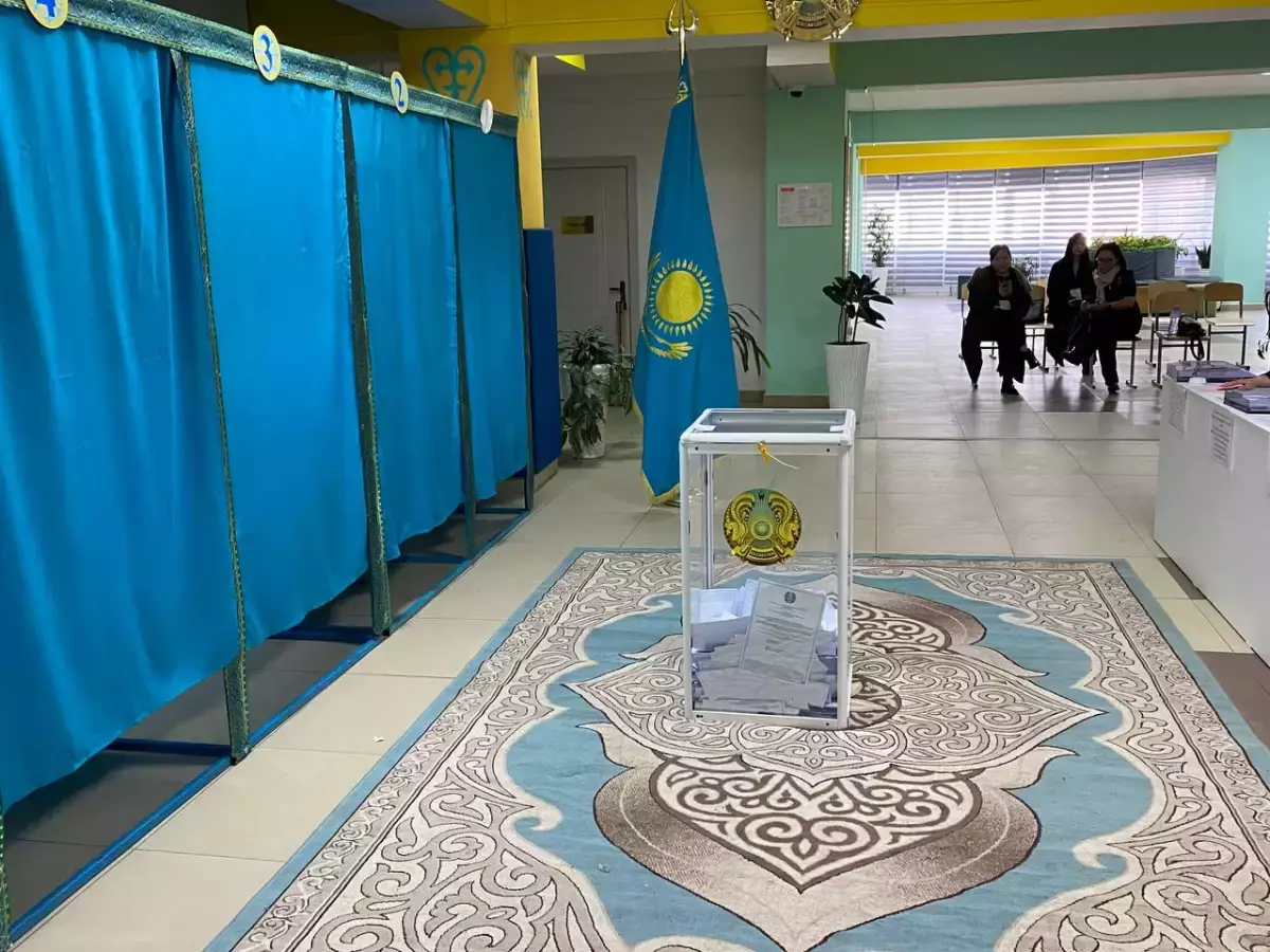 Референдум кезінде 6 адам учаскеден қуылды