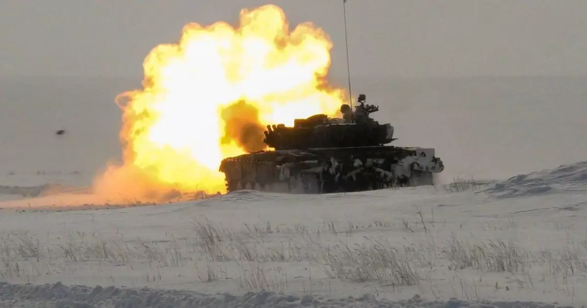   Гвардейск гарнизонында танк бөлімшелерінің штаттық атыстары өтті   