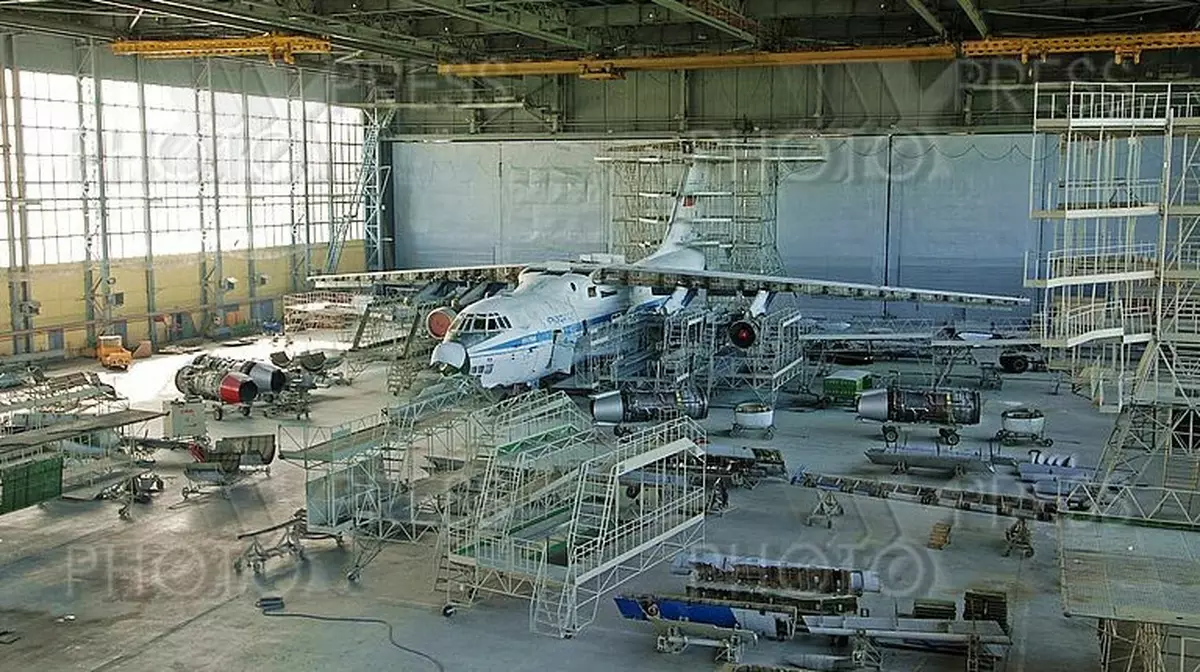 В Новгородской области заявили об атаке на авиационный завод