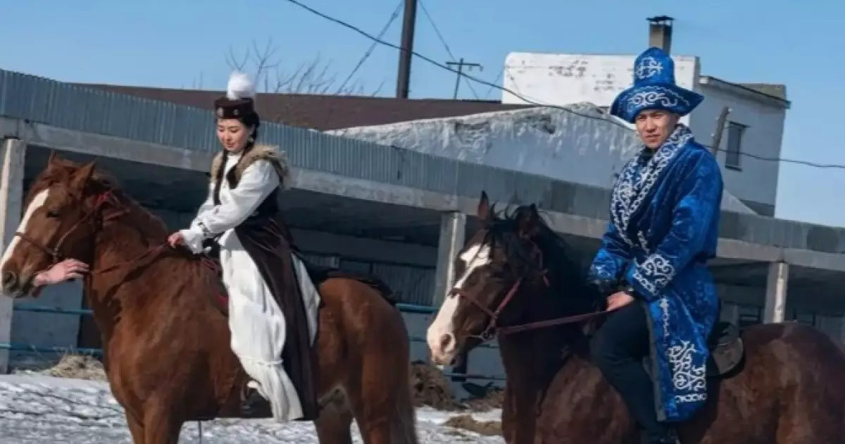  Ақмолада түрме қызметкерлері «қыз қуу» ойнап көзге түсті 