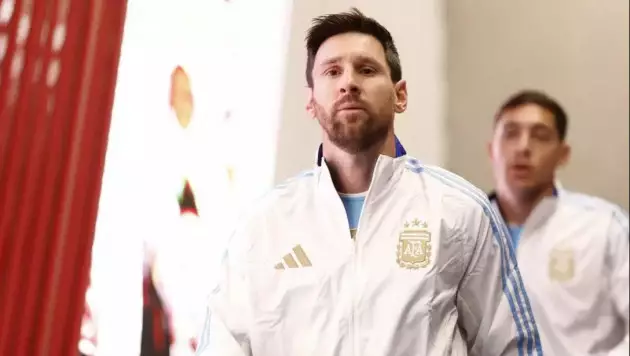 "Барселонаның" жаңа сайланған президенті Мессиге ұсыныс жасады