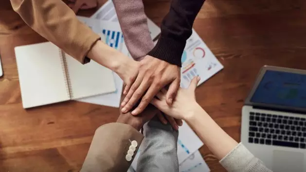 Где найти работу и получить грант: что предлагают программы занятости в Казахстане