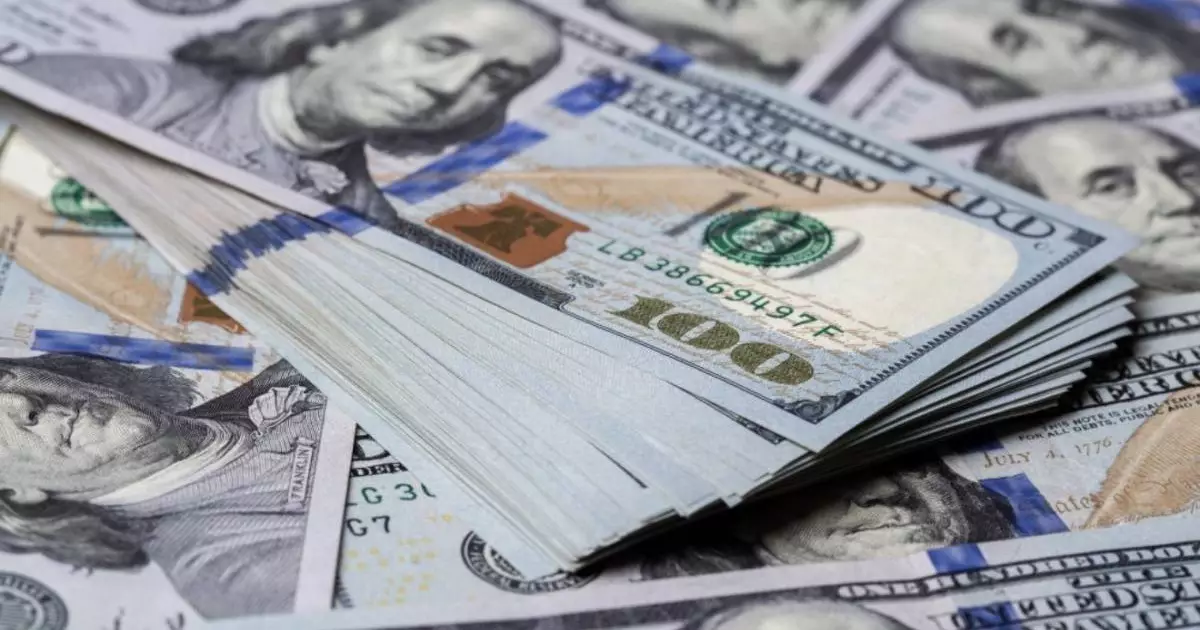  Курс доллара резко упал в обменниках Казахстана 