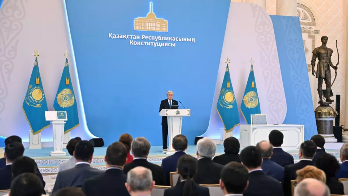 Президент Конституцияны қабылдауға арналған салтанатты жиынға қатысты