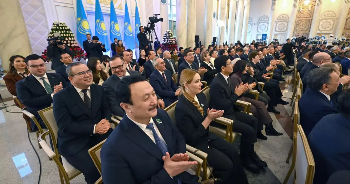  Тоқаев: Жас буын Ата заң авторларының біріне айналды 