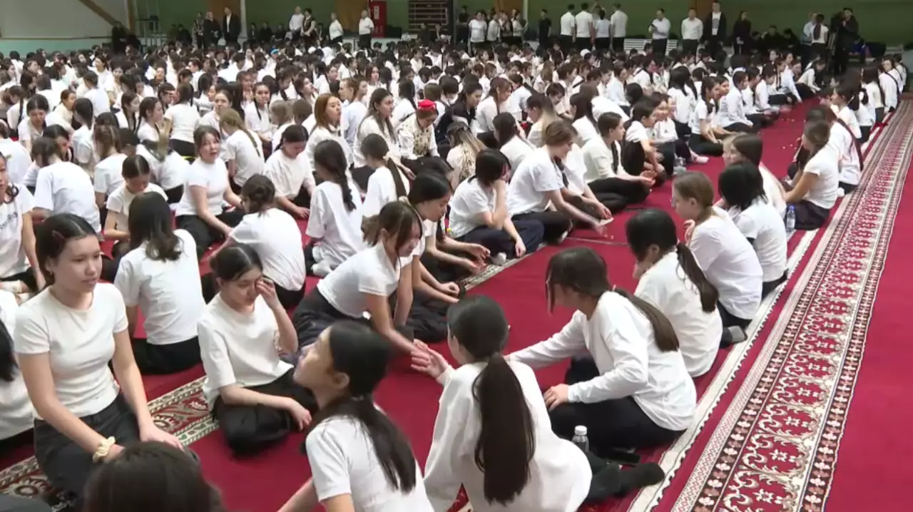 «Бес асық»: новый национальный рекорд установили в Кокшетау