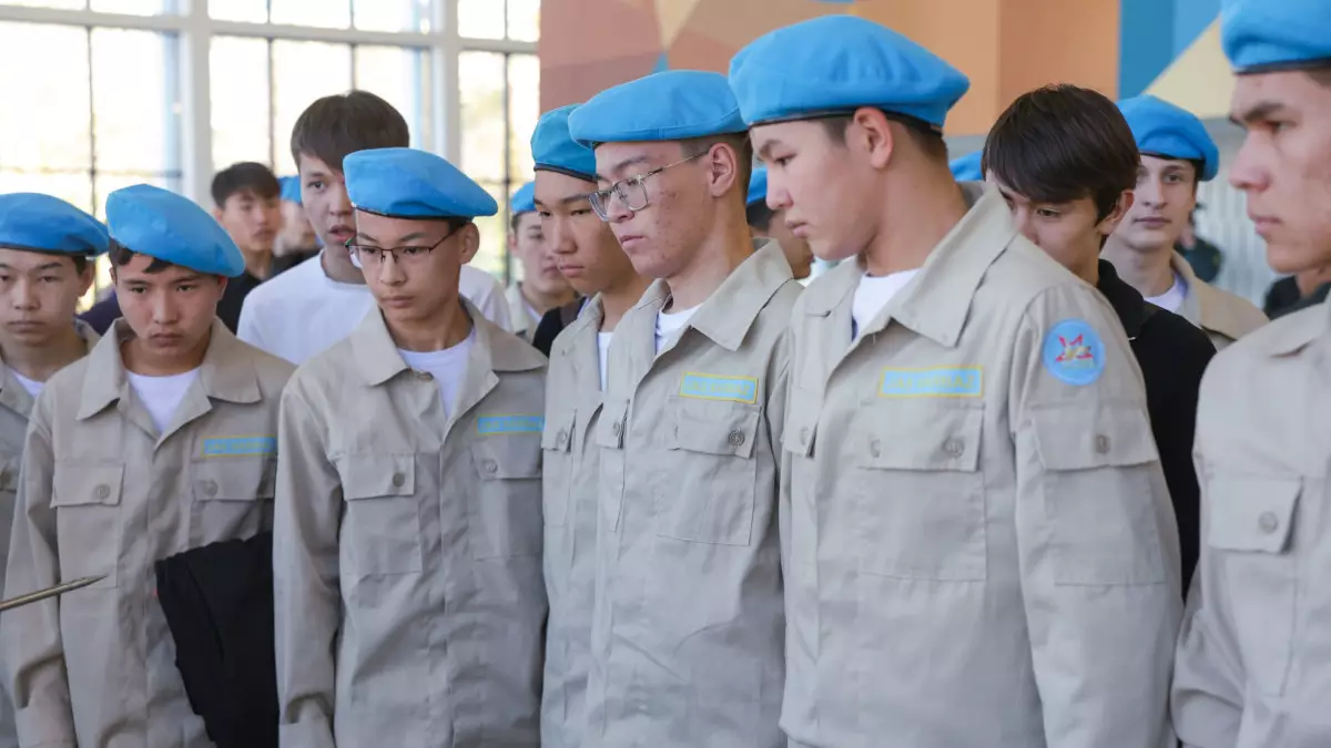 В Казахстане начался призыв: кого и куда направят служить