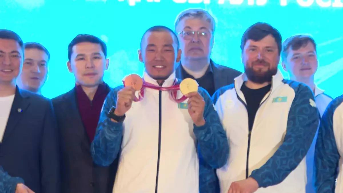 Мемлекет басшысына берген уәдемді орындадым: Ербол Хамитов елге оралды