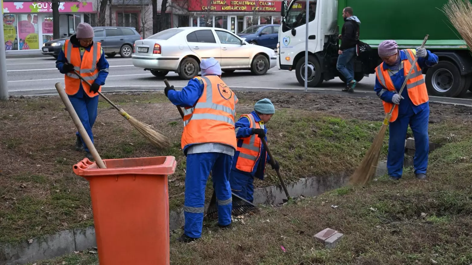 Еңбек адамы – ел тірегі: жастарды жұмысқа баулудағы басты бағыт