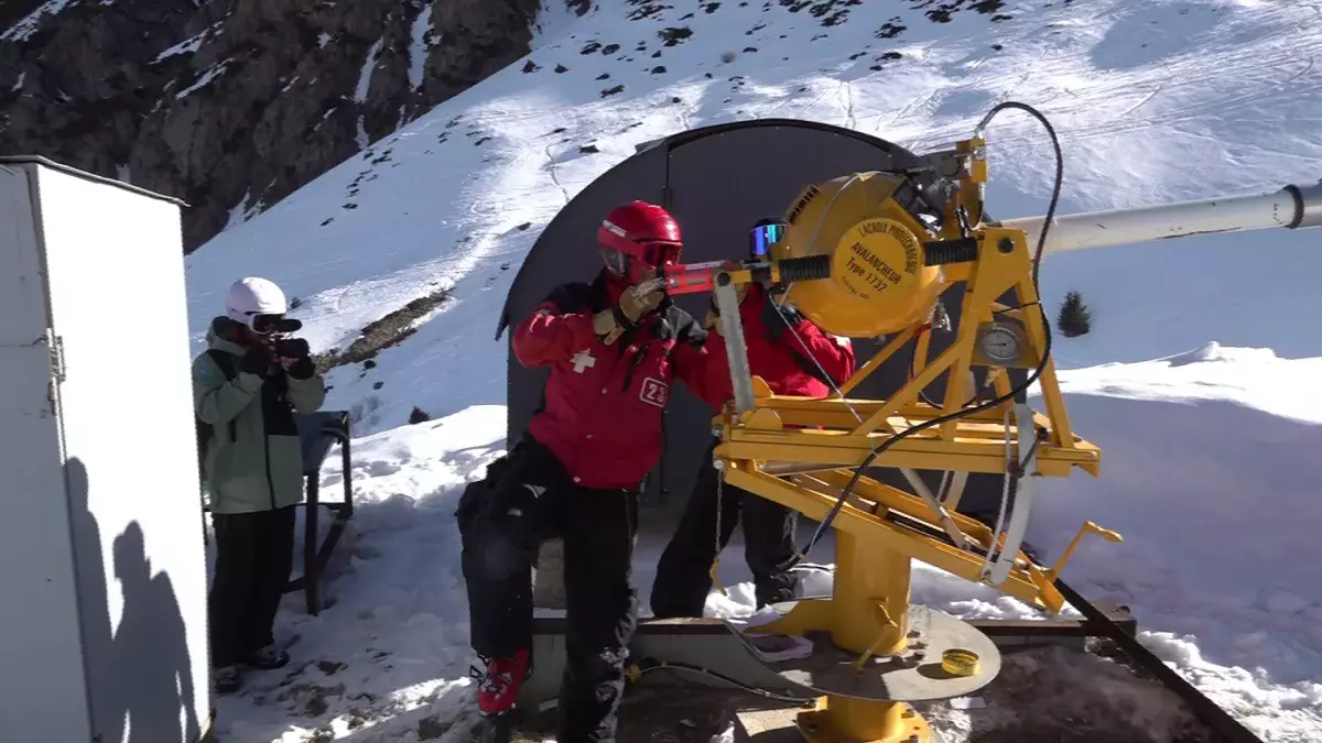 Алматы тауларында 170-ке жуық қар көшкіні қаупі жоғары учаске бар