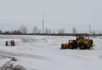 На трассе из Новосибирска в Казахстан расчистили водопропускные трубы