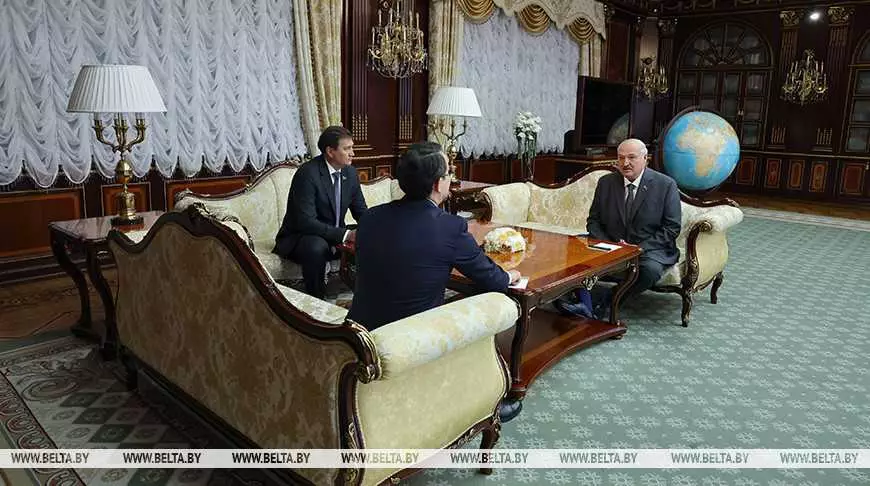 Лукашенко высоко оценил результаты референдума в Казахстане.