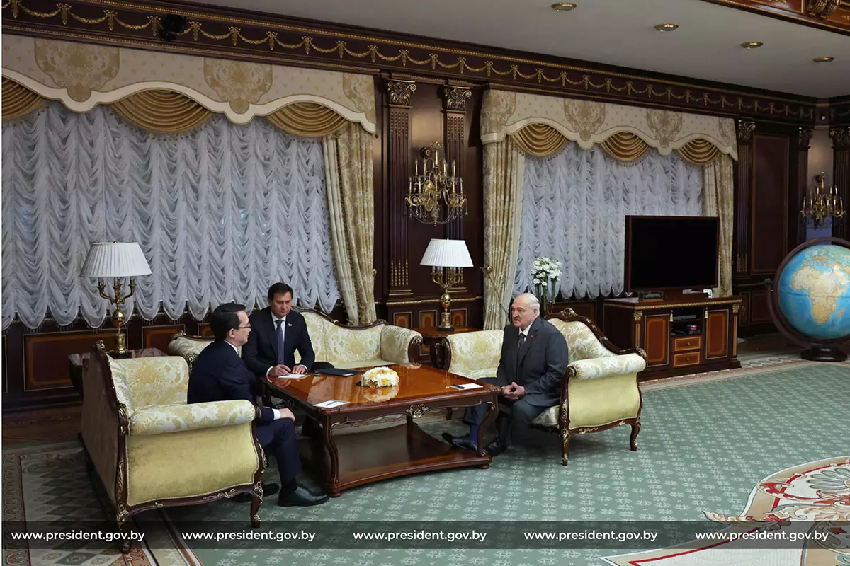 Лукашенко заявил о возможности удвоения товарооборота между Беларусью и Казахстаном.